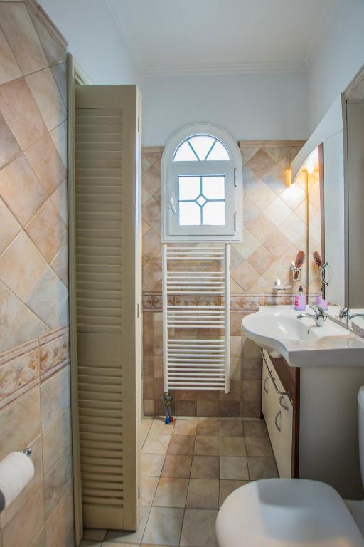 Second bathroom