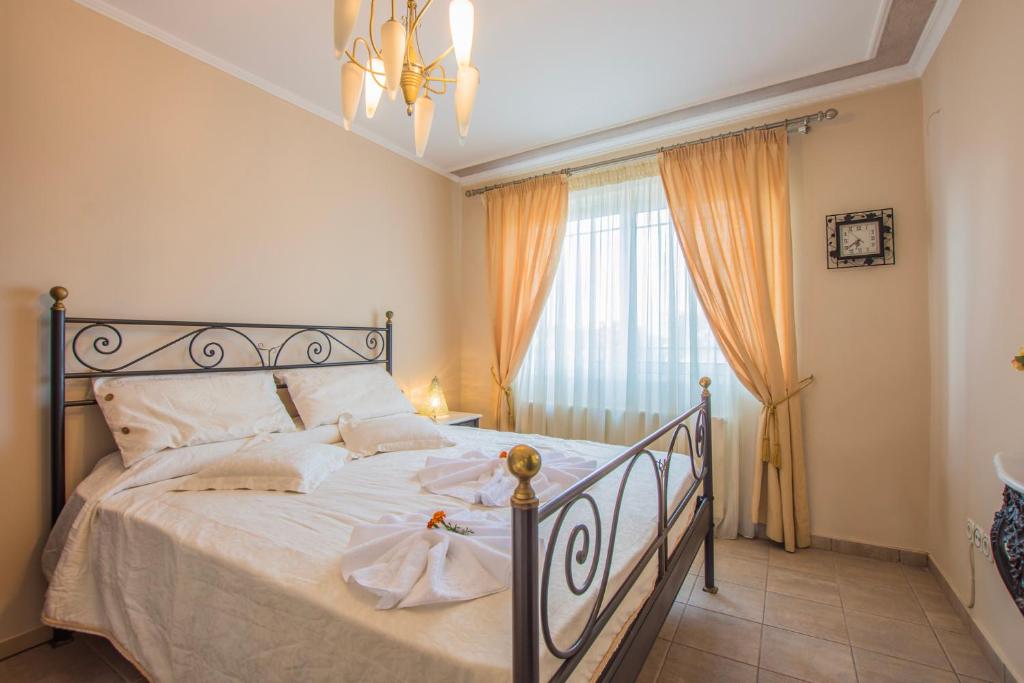 Double bedroom prepared for guests